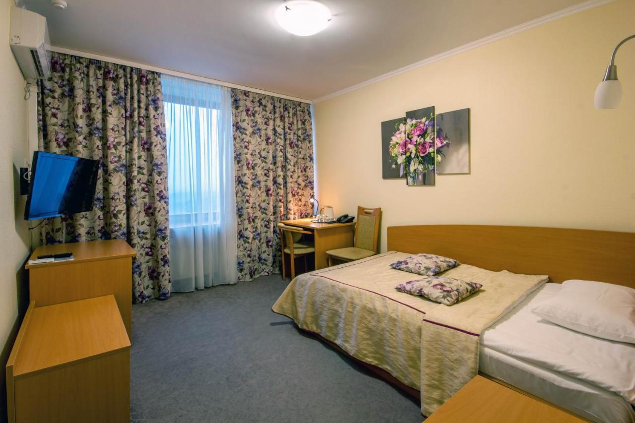 Tourist Hotel Minsk Exterior foto